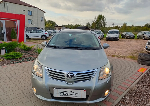 Toyota Avensis cena 19900 przebieg: 293000, rok produkcji 2009 z Supraśl małe 301